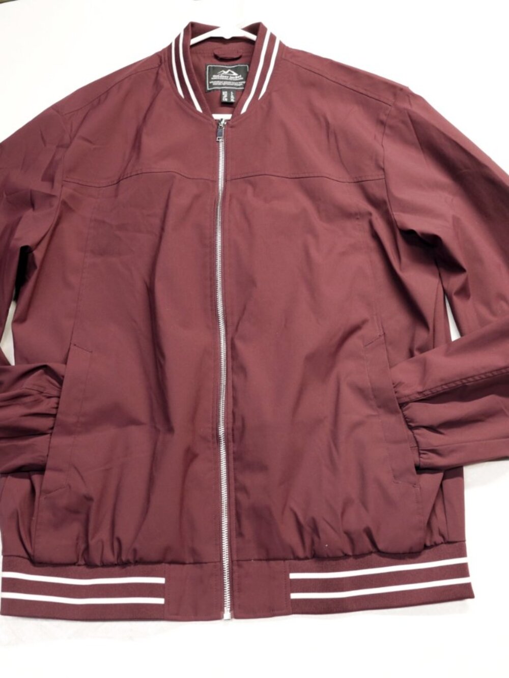 MAGCOMSEN Men’s Maroon Full Zip Bomber Jacket Size L–Lightweight Softshell Windb - Picture 2 of 13